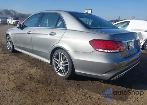 2014 Mercedes-Benz E 350 z USA, uszkodzony, nr VIN WDDHF5KB0EB037757